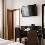 Pawlovnia 3* 布拉格